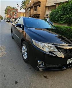 تۆیۆتا کامری